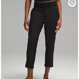 Cropped Lululemon Dance Studio Pants